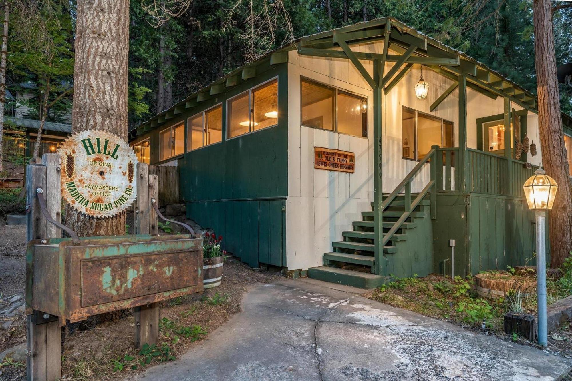 Lewis Creek Hideaway- Hot Tub/ev/pool Table/historic * Oakhurst